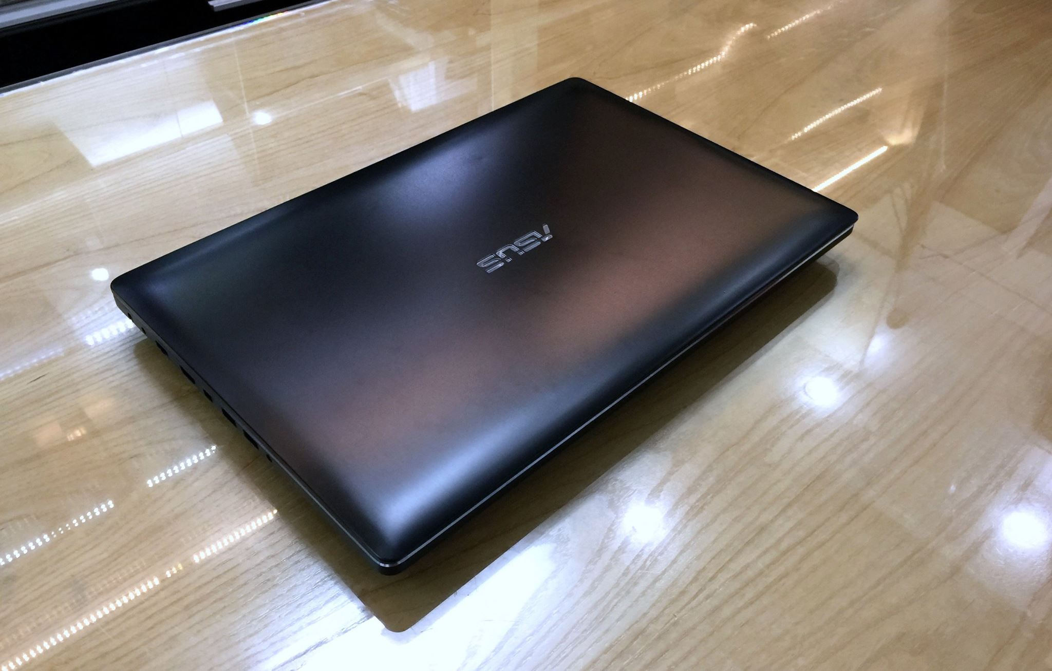 Laptop Asus Q550LF -3.jpg